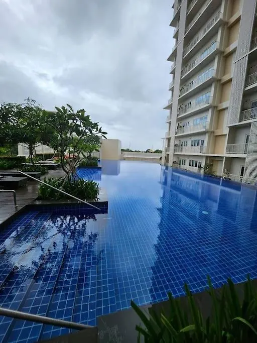Luxury Apartment At Park Mckinley West 马尼拉 菲律宾