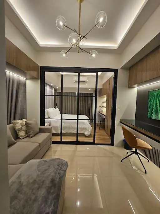 Luxury Apartment At Park Mckinley West 马尼拉